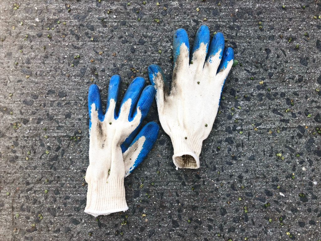 Profesjonalne rękawice robocze - ochrona dla Twoich dłoni